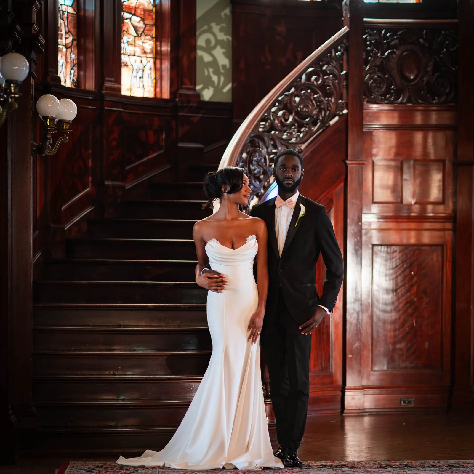 couple-photo-rhodes-hall